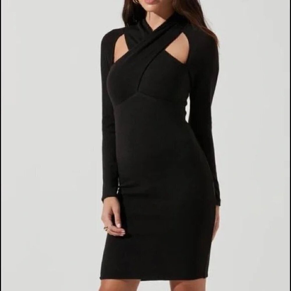 NWT ASTR The Label Black Knit Cut-Out Sweater Mini Dress Size Small